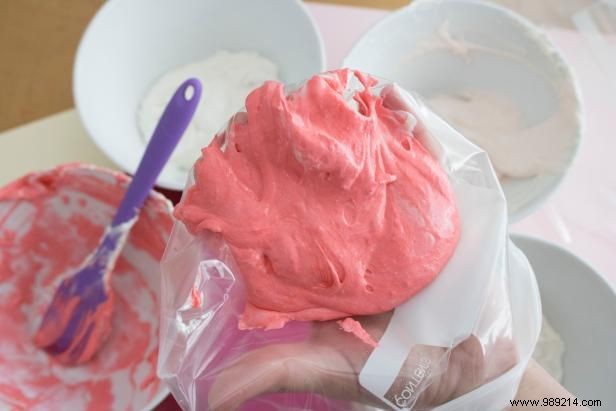 How to Make a Puffy Paint Valentine Card