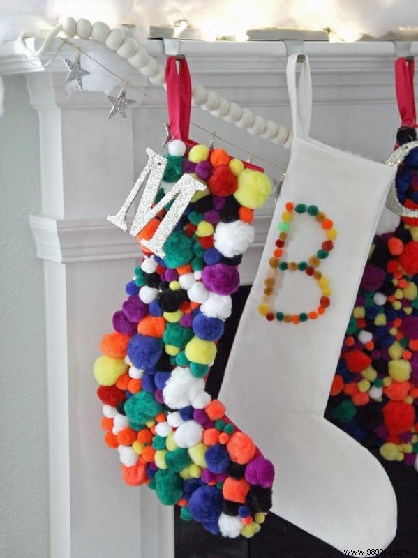 How to make a pom pom Christmas stocking