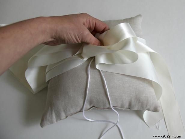 How to Make a Ring Bearer Pillow