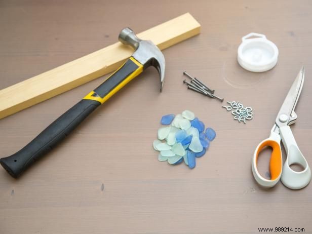 How to make a sea glass shadow box