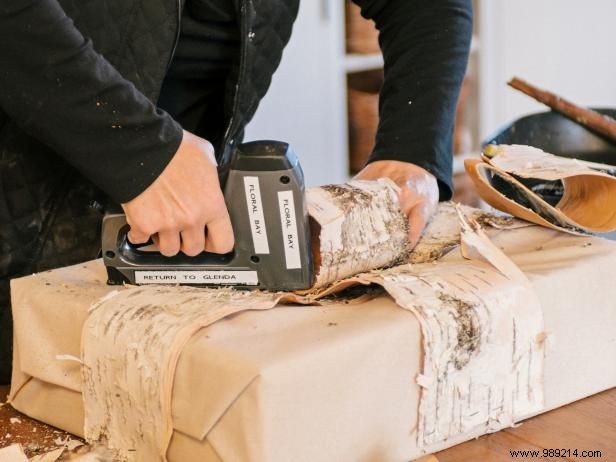 How to make a rustic decorative gift box and bow