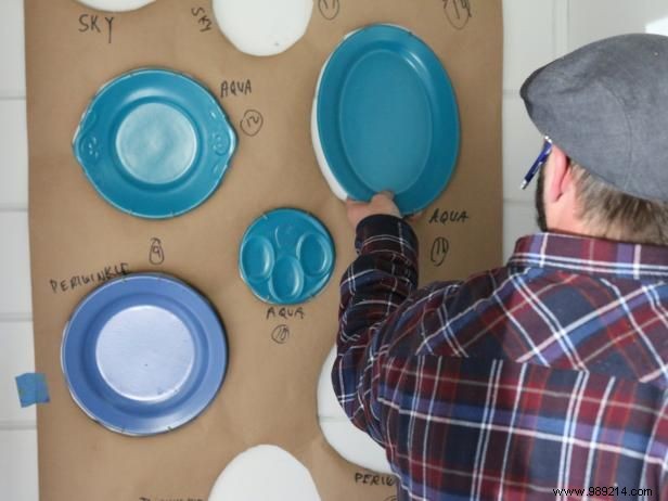 How to make a wall screen with colored plates