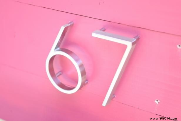 How to make a wooden planter box with house numbers