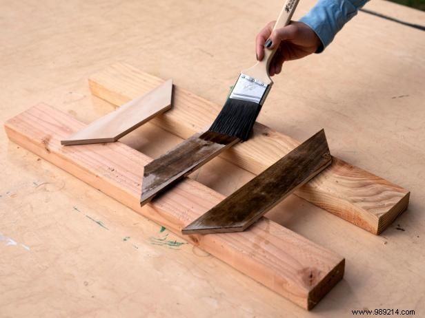 How to make a wooden bath tray that doubles as an illustration