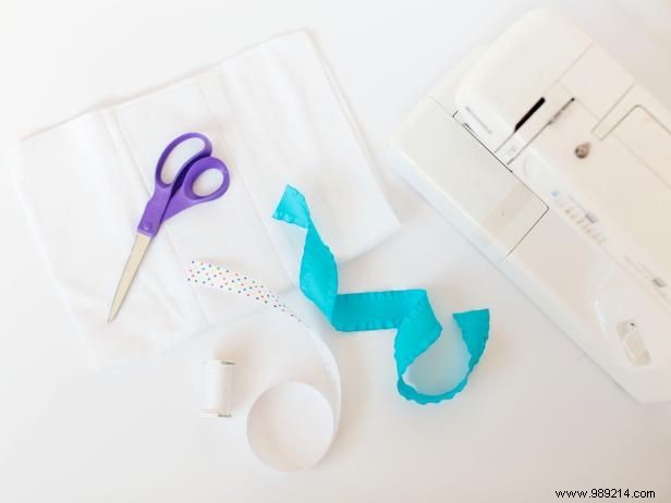 How to Make an Easy Sewing Ribbon Burp Cloth