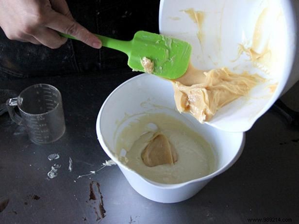 How to make dulce de leche white chocolate spoons