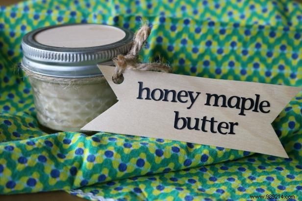 How to Make Delicious Maple Honey Butter