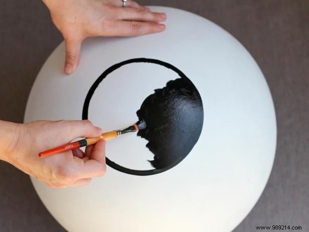 How to Make a Giant Halloween Decoration With Bloodshot Eyes 