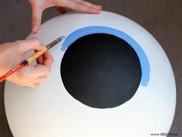 How to Make a Giant Halloween Decoration With Bloodshot Eyes 