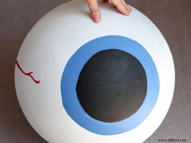 How to Make a Giant Halloween Decoration With Bloodshot Eyes 