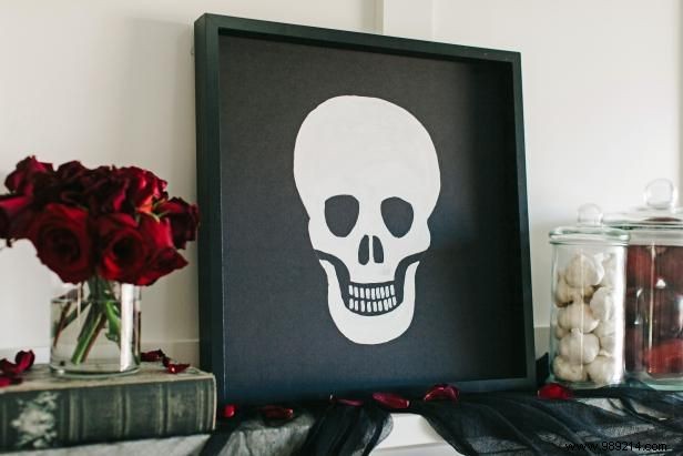 How to Make Halloween Skull Art