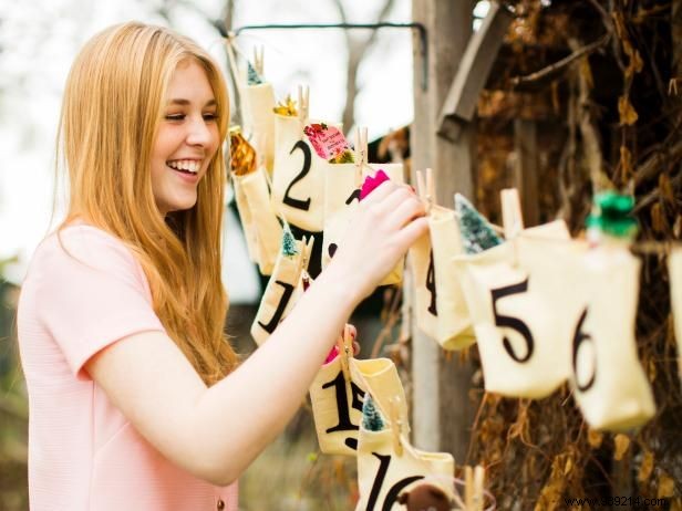 How to make no-sew Advent calendar bags