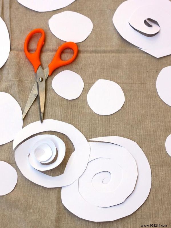 How to make paper flowers using cupcake liners or coffee filters