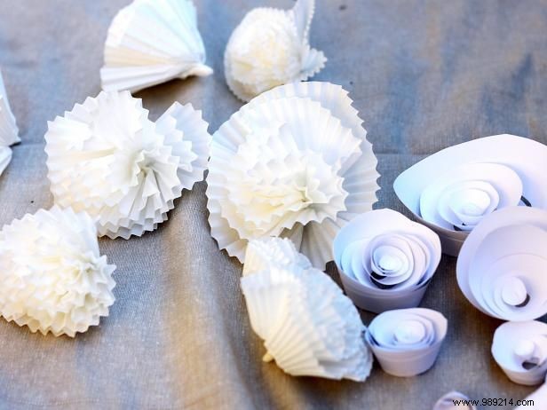 How to make paper flowers using cupcake liners or coffee filters