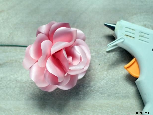 How to make paper roses