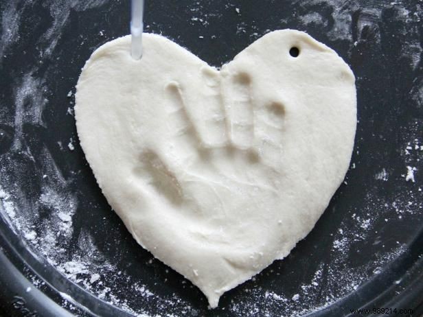 How to make children s handprints with salt dough