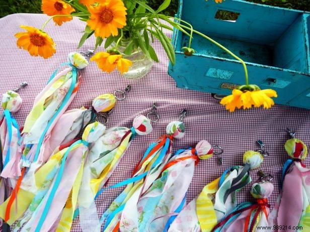 How to make tablecloth weights for a picnic table