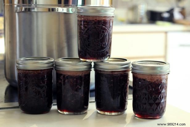 How to make strawberry jam