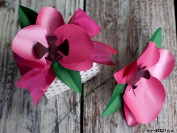 How to make tropical paper orchids