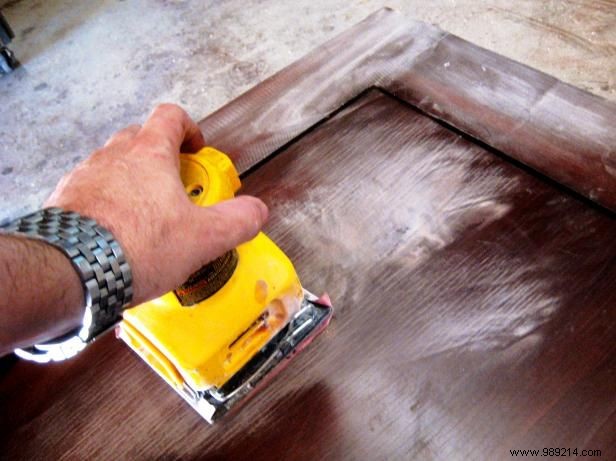 How to paint and stencil an old wooden table