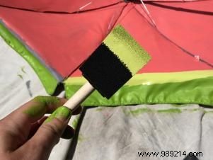 How to paint a watermelon pattern on an outdoor umbrella