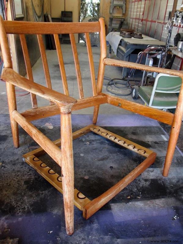 How to Finish a Vintage Mid-Century Modern Chair