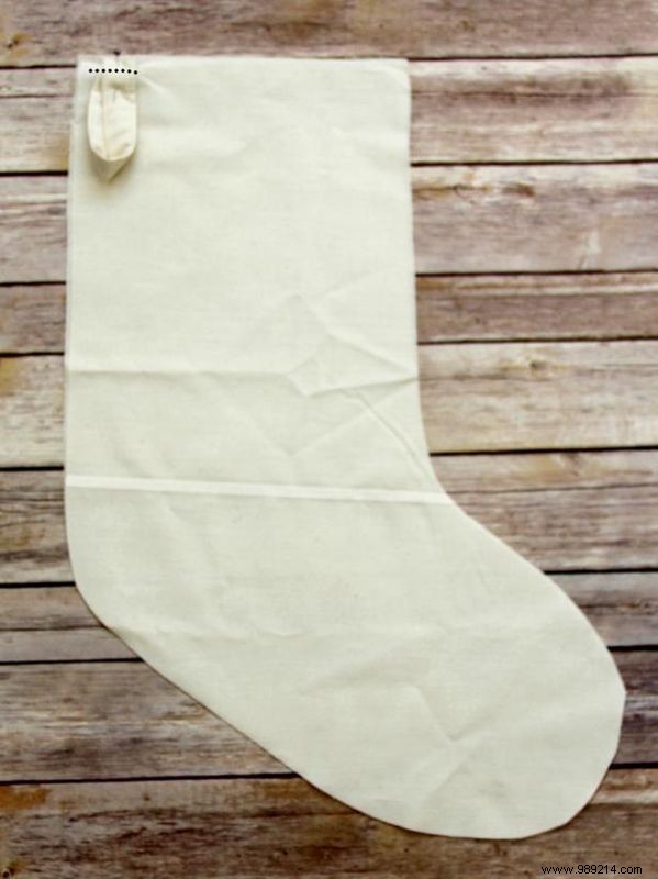 How to sew a Christmas stocking with curly fringes