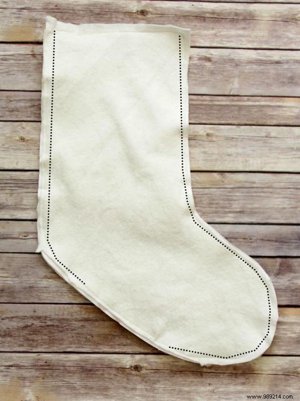 How to sew a Christmas stocking with curly fringes