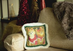 How to sew a festive pillow for the holidays