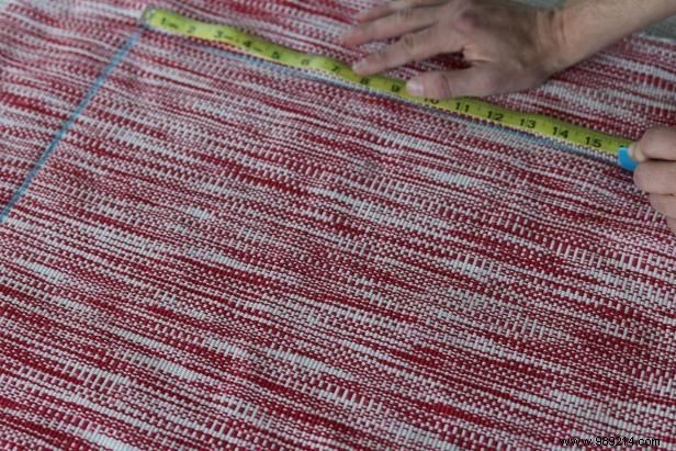 How to turn a flat woven rug into a slip stitch pillow