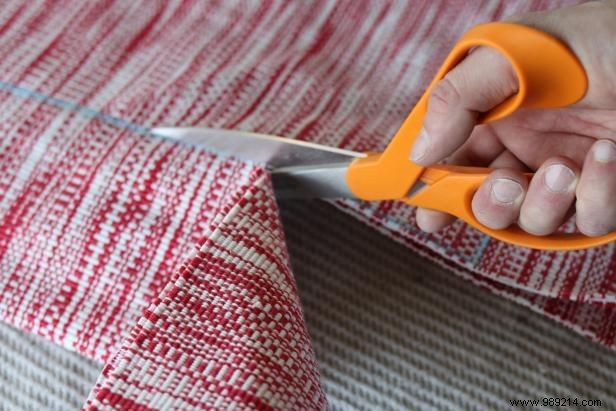 How to turn a flat woven rug into a slip stitch pillow