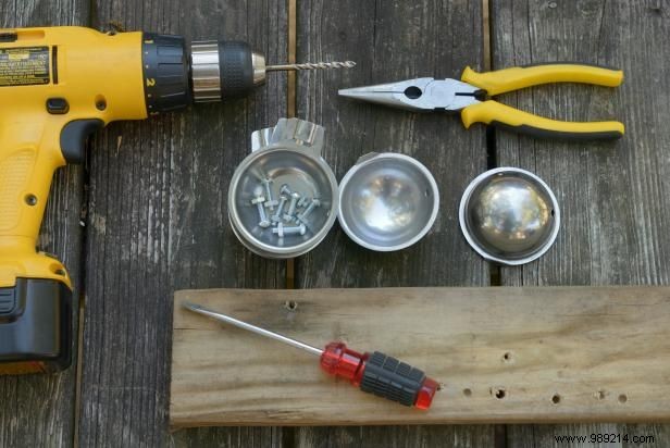 How to recycle an old bicycle wheel into a whirlpool