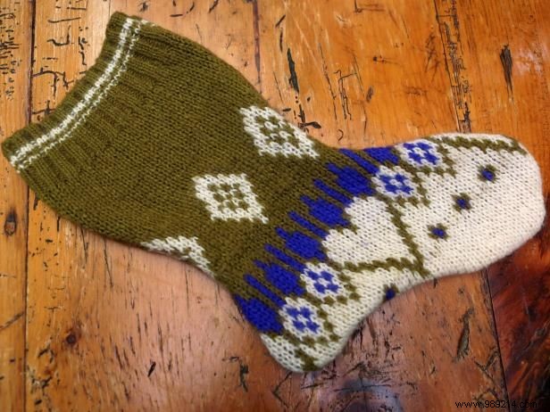 How to recycle a sweater into a Christmas stocking