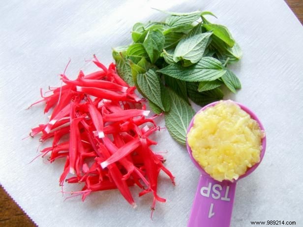 Make delicious herb cookies straight from the garden