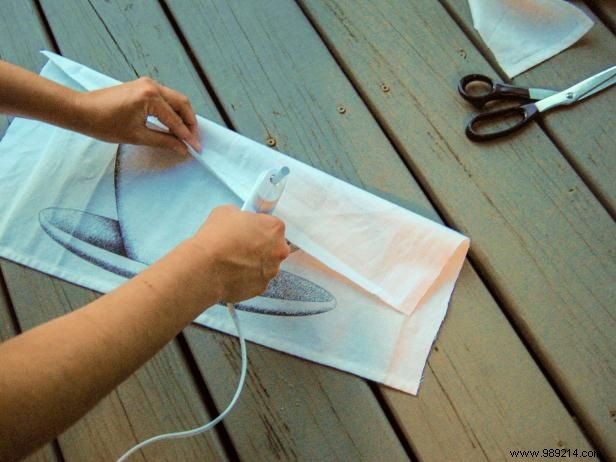 Create an easy message board using your favorite fabric and a metal basket