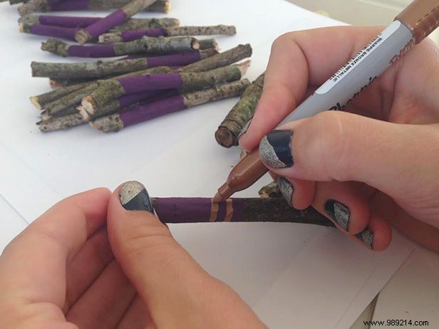 Make these pretty, rustic place card holders