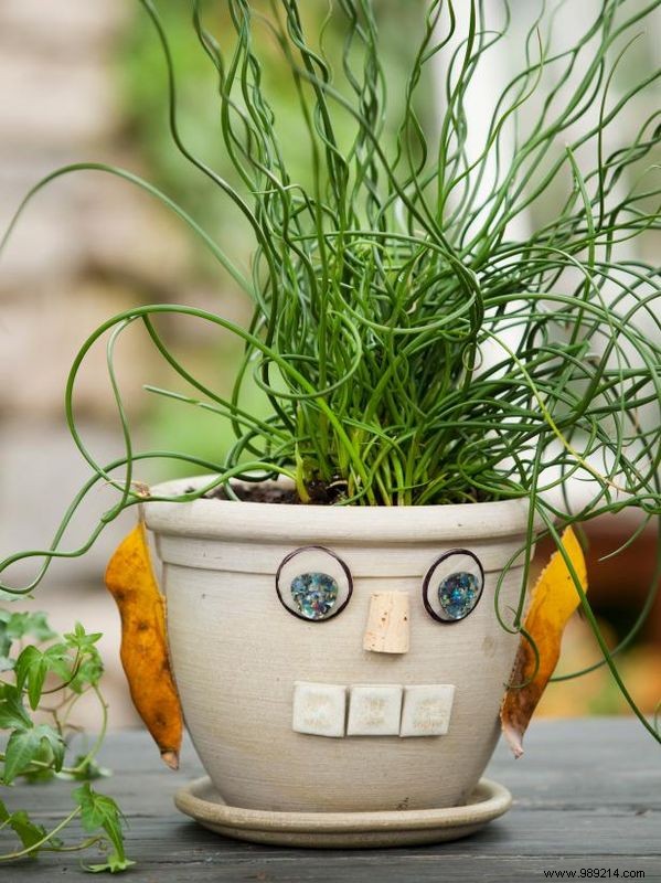 Personalize your pots Put a face on your pots